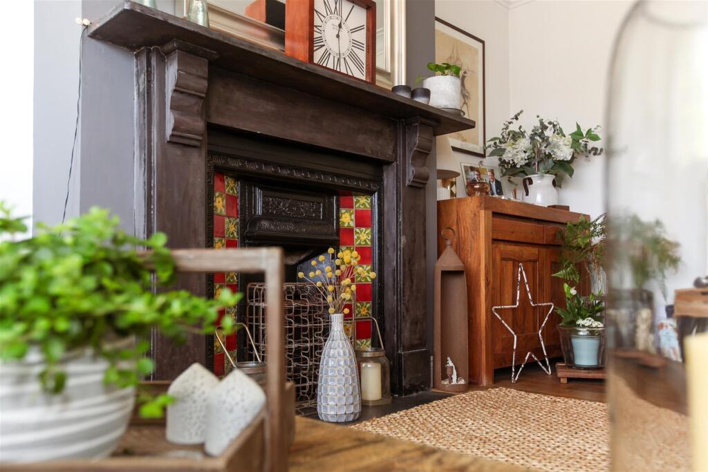 Main image of property: Thornhill Avenue, Patcham, East Sussex