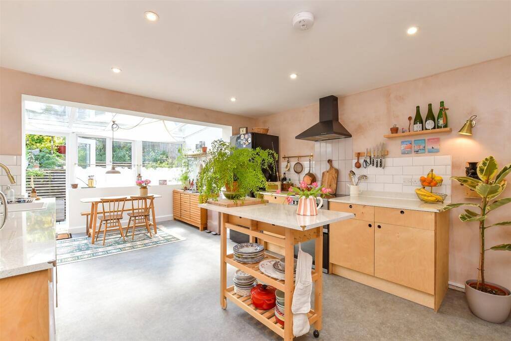 Main image of property: Elsted Crescent, Brighton, East Sussex