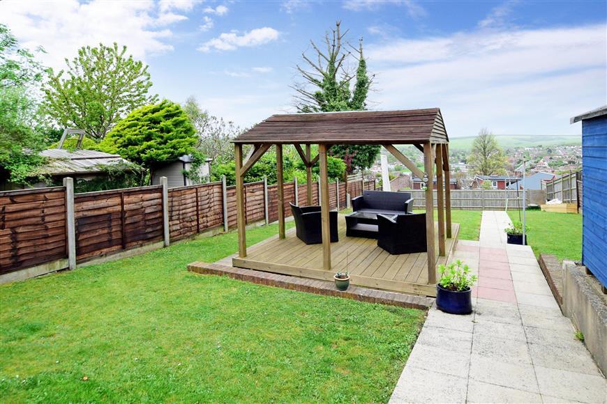 2 bedroom bungalow for sale in Woodbourne Avenue, Patcham, Brighton