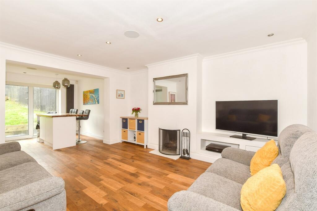 Additional property image - Willow Walk, Newhaven, East Sussex