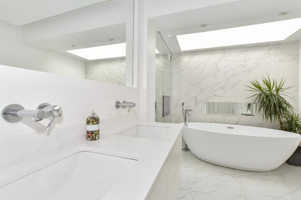 Additional property image - Willow Walk, Newhaven, East Sussex