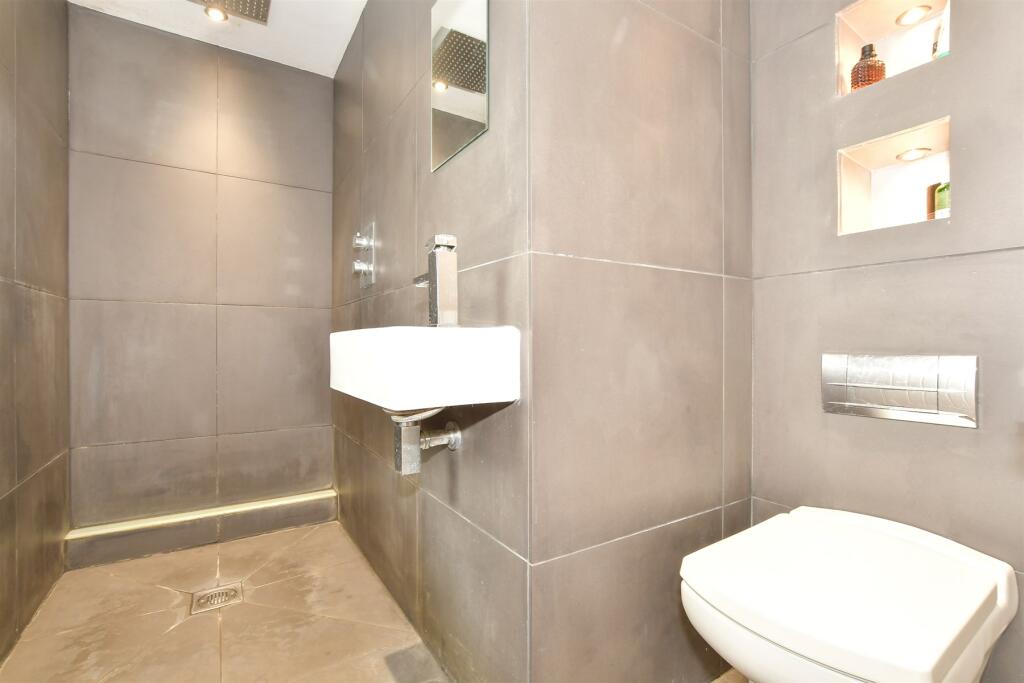 Additional property image - Willow Walk, Newhaven, East Sussex