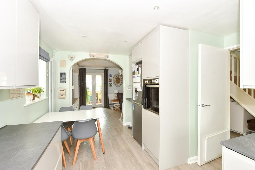 Additional property image - Cinque Foil, Peacehaven, East Sussex