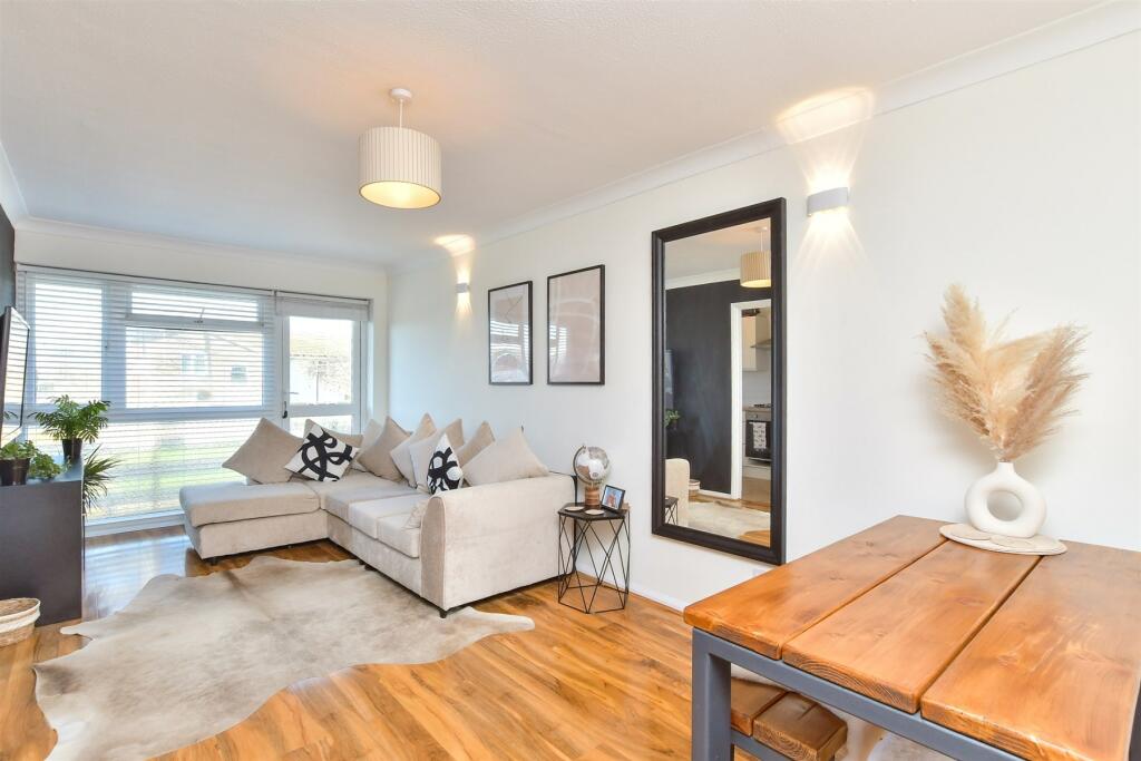 Additional property image - Cavell Avenue, Peacehaven, East Sussex