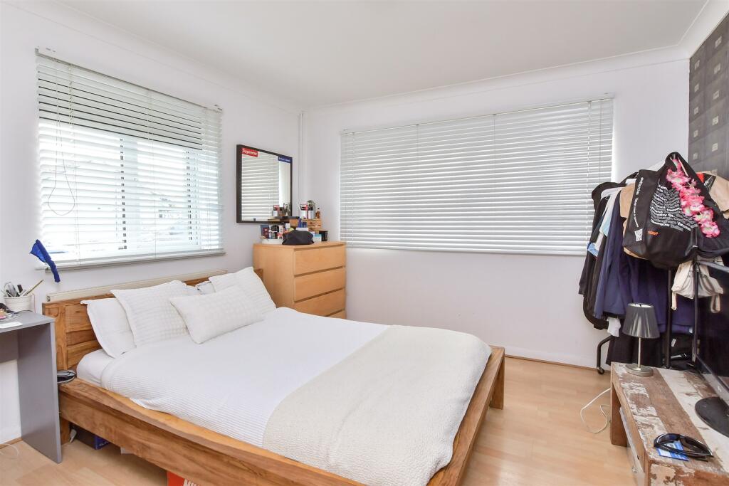 Additional property image - Roderick Avenue, Peacehaven, East Sussex