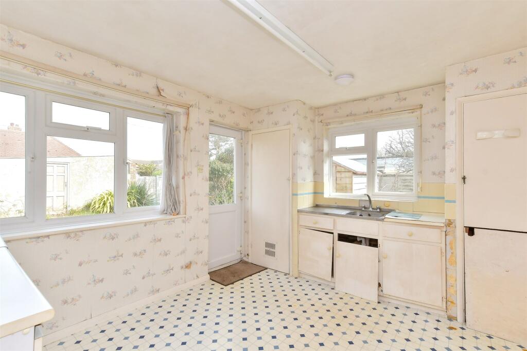 Main image of property: South Coast Road, Peacehaven, East Sussex