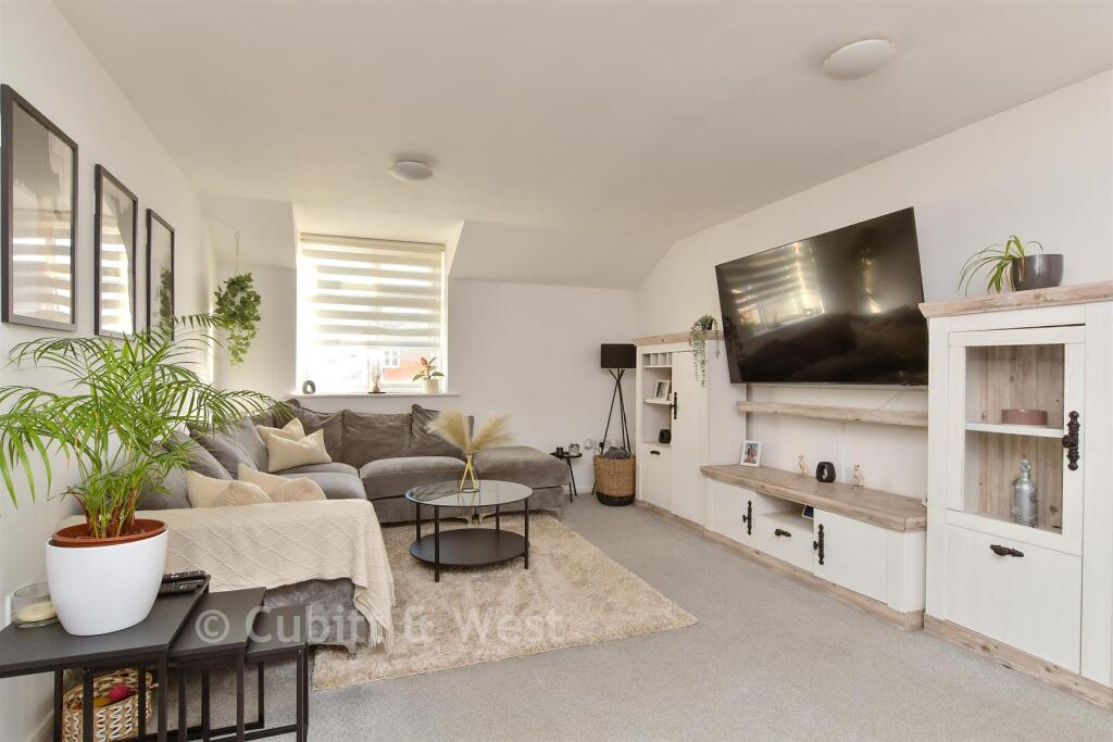 Main image of property: South Coast Road, Peacehaven, East Sussex