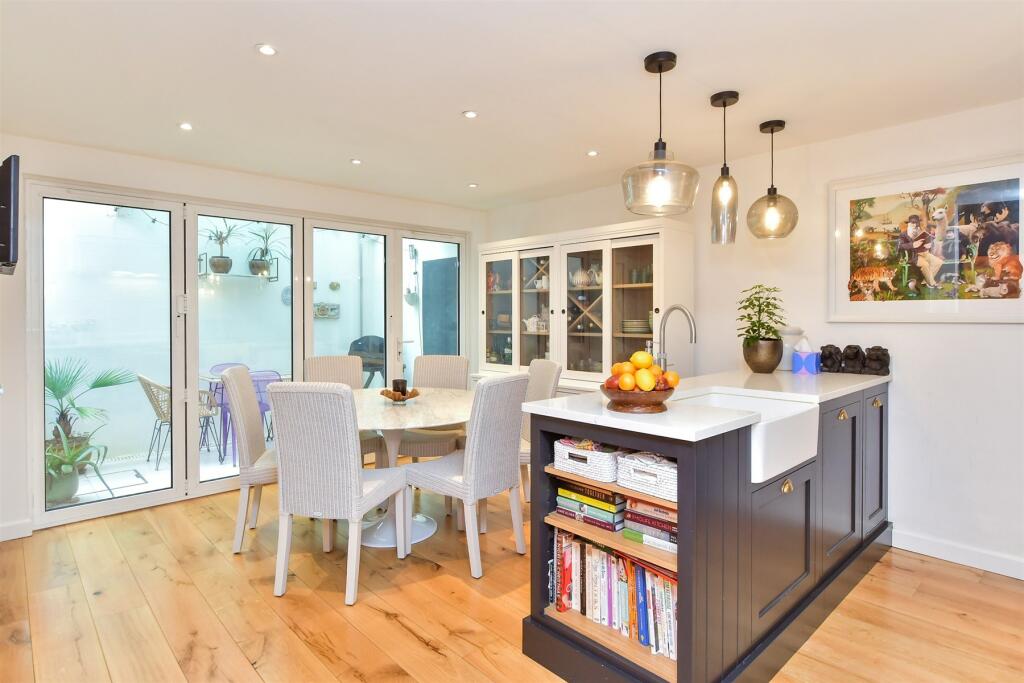 Additional property image - Seafield Road, East Sussex, East Sussex