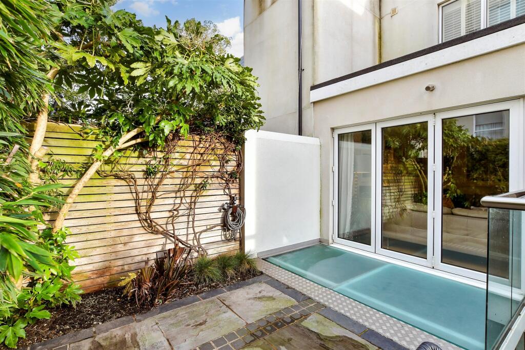 Additional property image - Seafield Road, East Sussex, East Sussex