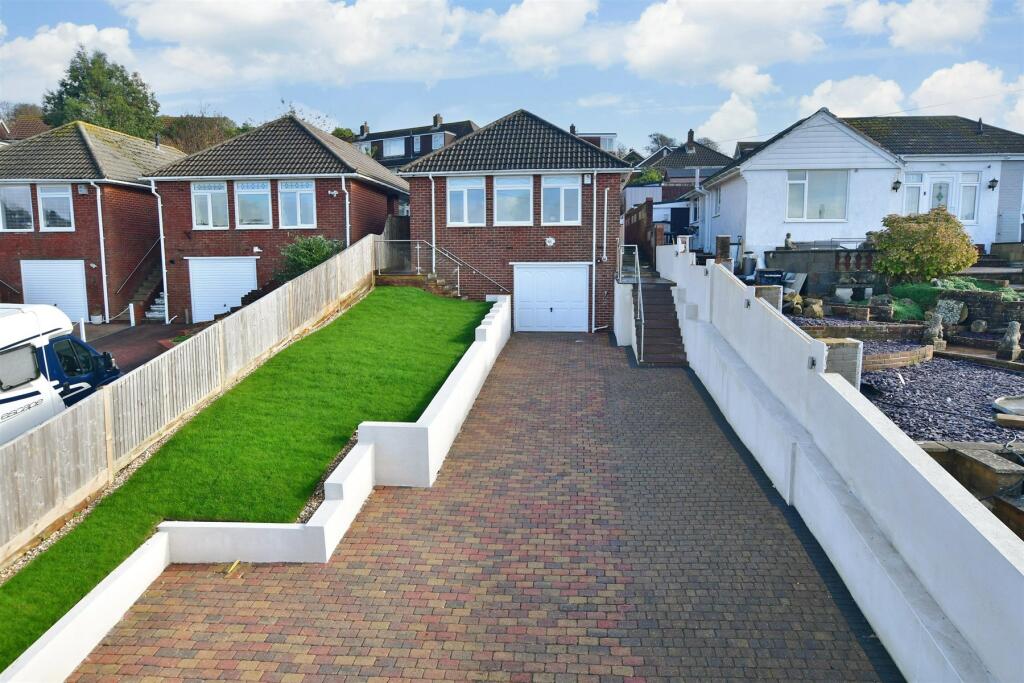3 bedroom detached bungalow for sale in Deans Close, Woodingdean