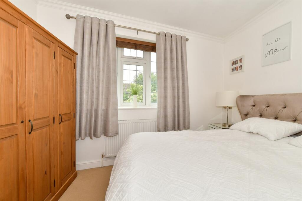 Additional property image - Cissbury Avenue, Worthing, West Sussex