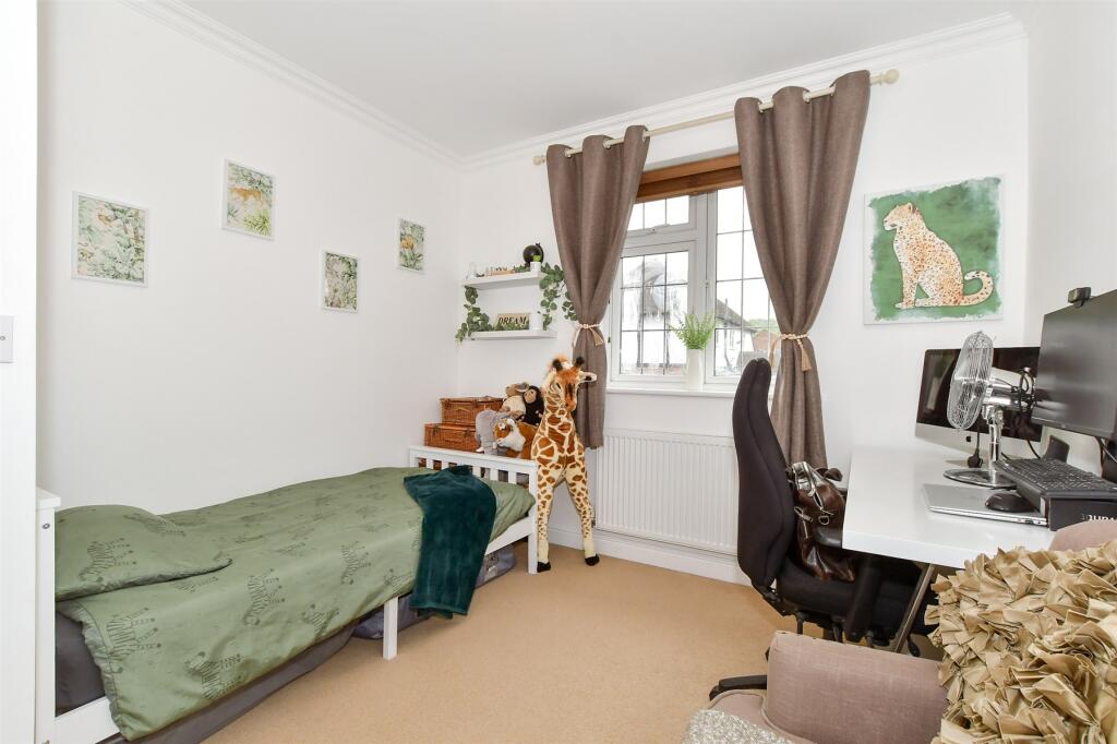 Additional property image - Cissbury Avenue, Worthing, West Sussex