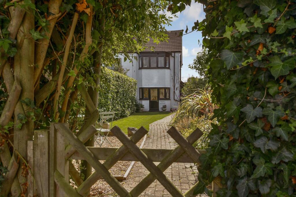 Main image of property: Kingsland Road, Worthing, West Sussex