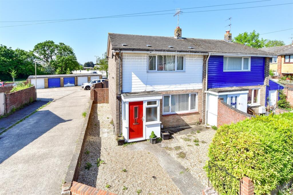 Main image of property: Passfield Walk, Havant, Hampshire