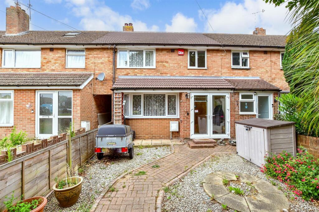 Main image of property: Middle Park Way, Havant, Hampshire