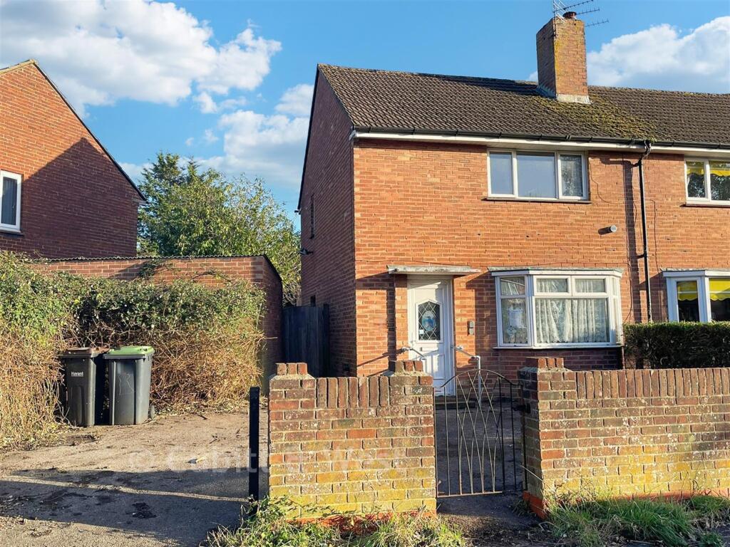Main image of property: Stockheath Way, Havant, Hampshire