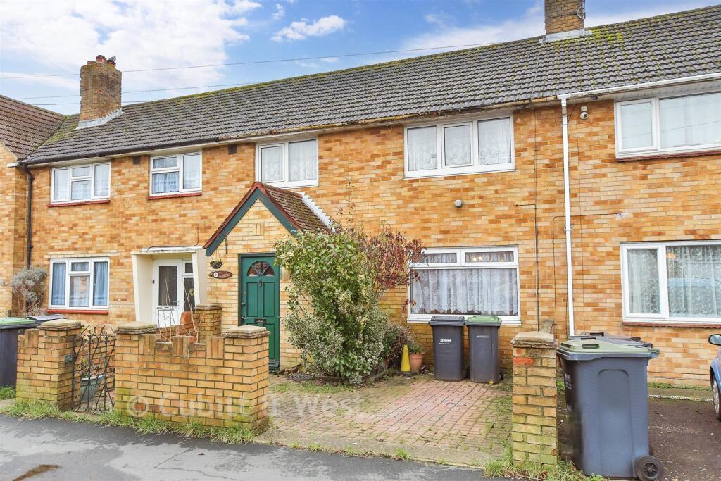 Main image of property: Parkhouse Farm Way, Havant, Hampshire