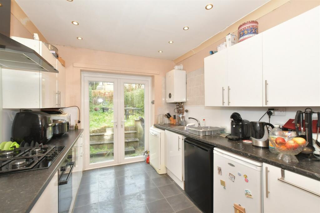 2 bedroom terraced house for sale in Braintree Road, Portsmouth, Hampshire, PO6