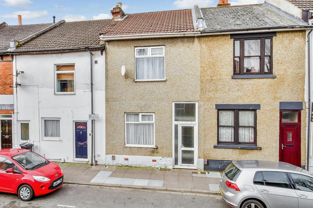 2 bedroom terraced house for sale in Twyford Avenue, Portsmouth