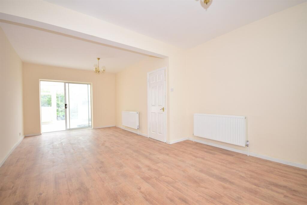 3 bedroom end of terrace house for sale in Locarno Road, Portsmouth, Hampshire, PO3