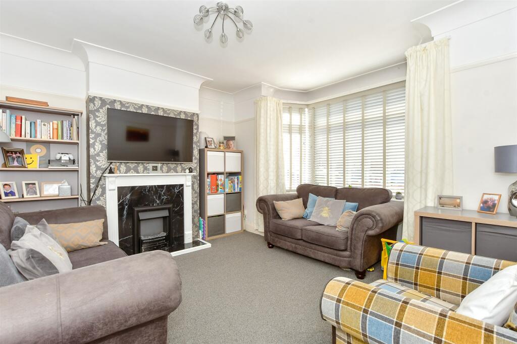 3 bedroom end of terrace house for sale in Allcot Road, Copnor