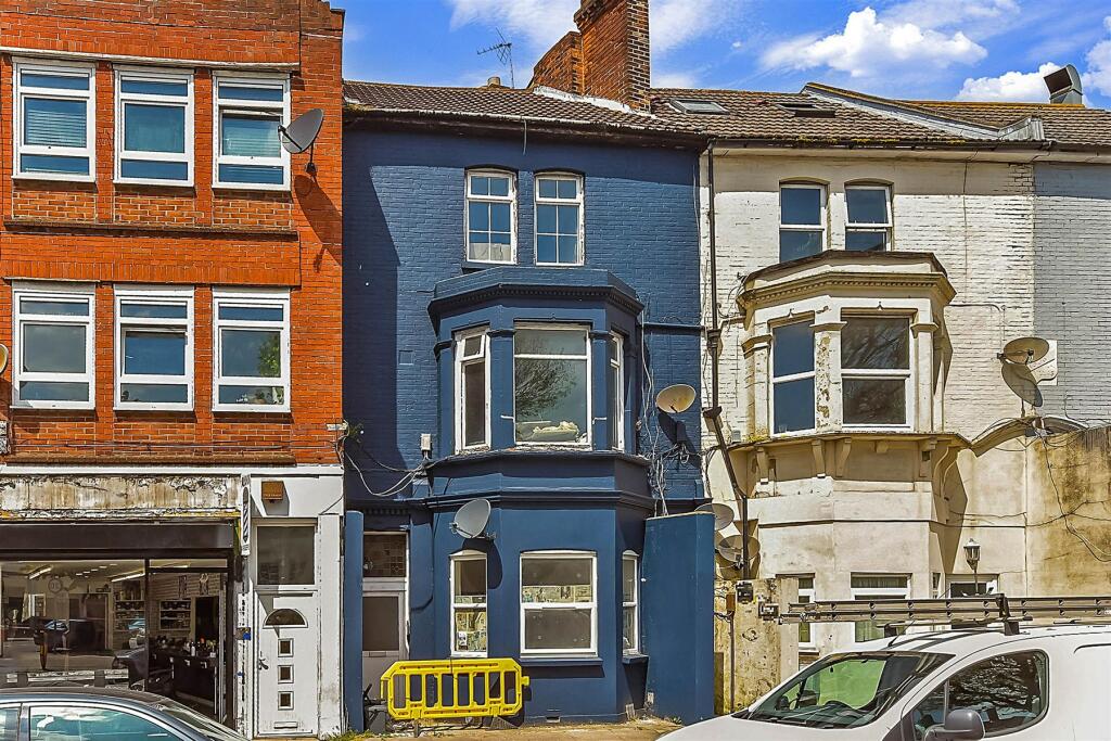 Main image of property: London Road, Portsmouth, Hampshire