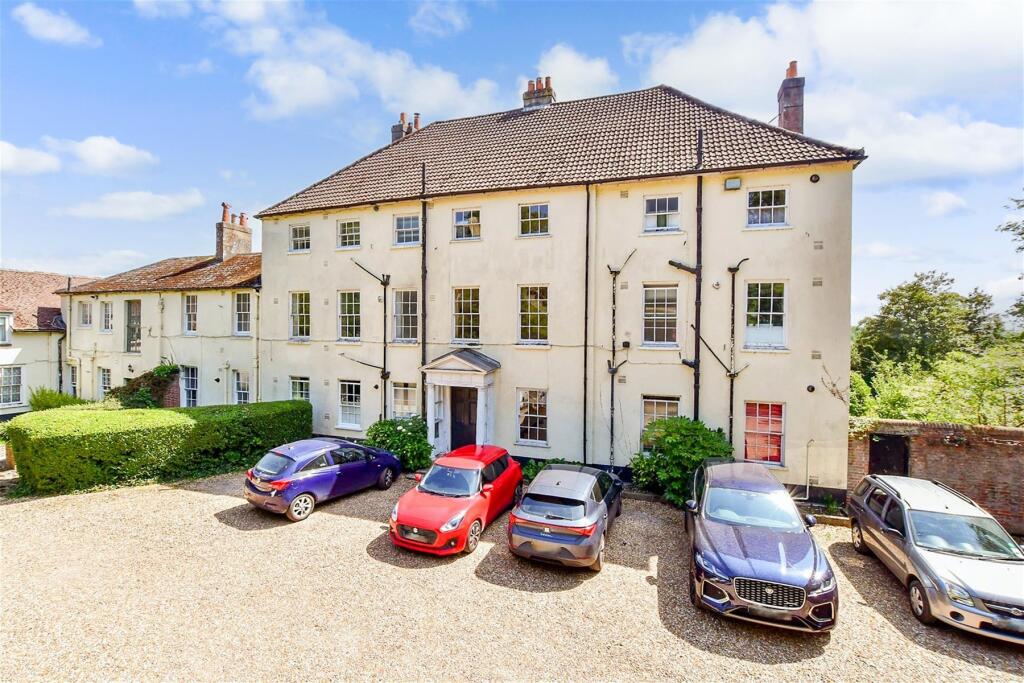 Main image of property: Titchfield Lane, Wickham, Fareham, Hampshire