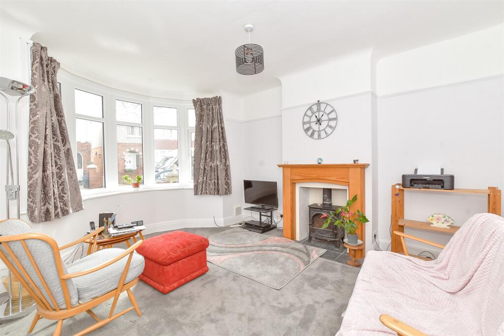 Main image of property: Wallisdean Avenue, Portsmouth, Hampshire