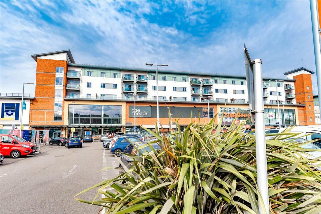 Main image of property: Queensmead, Farnborough, Hampshire, GU14