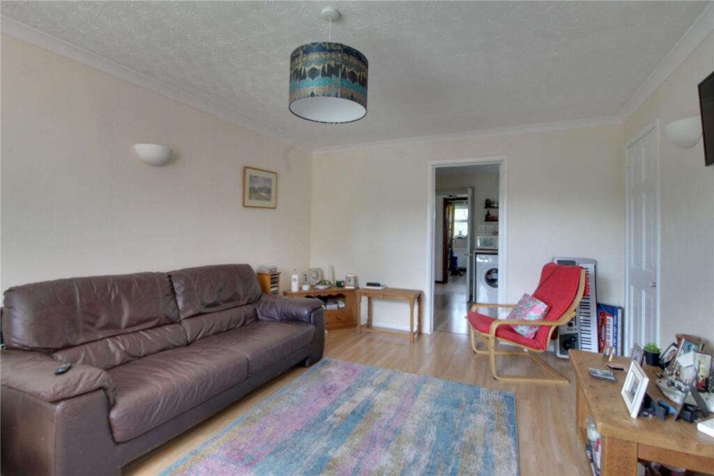 4 bedroom detached house for sale in Morton Close, Frimley, Camberley