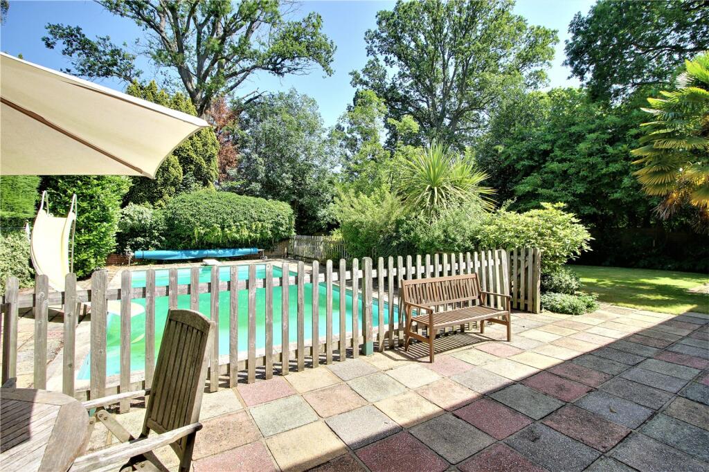 5 bedroom detached house for sale in Pine Avenue, Camberley, Surrey, GU15