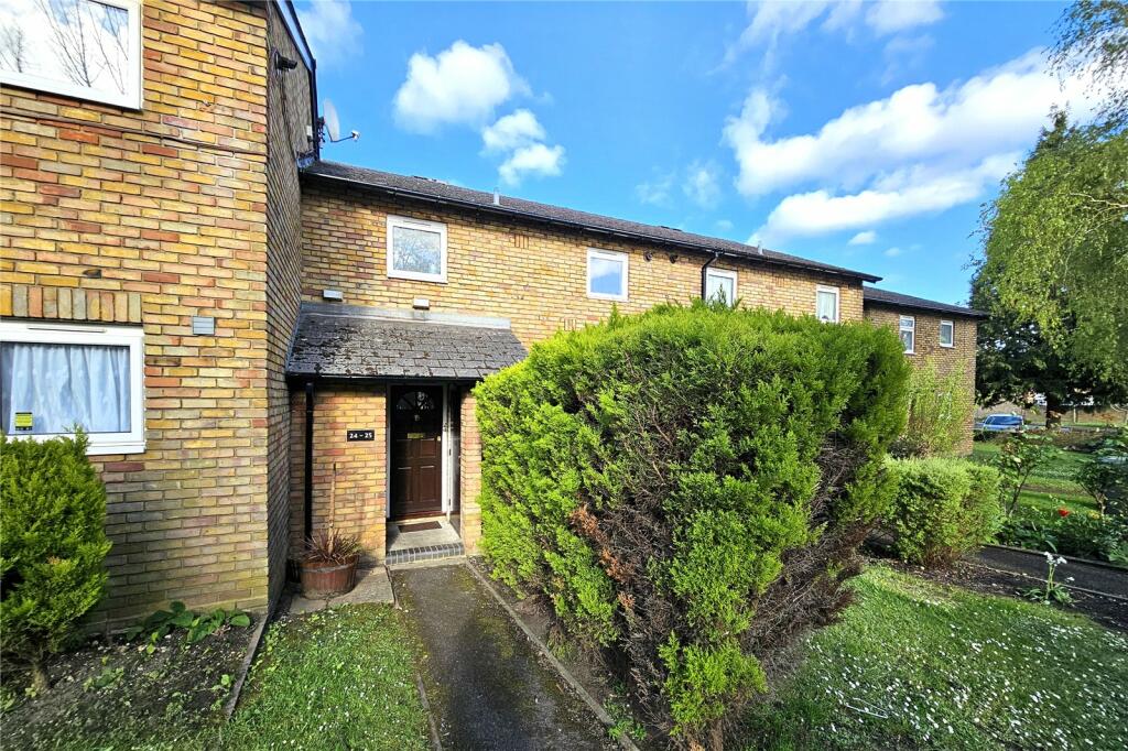 1 bedroom flat for sale in Bridgemead, Frimley, Camberley, Surrey, GU16