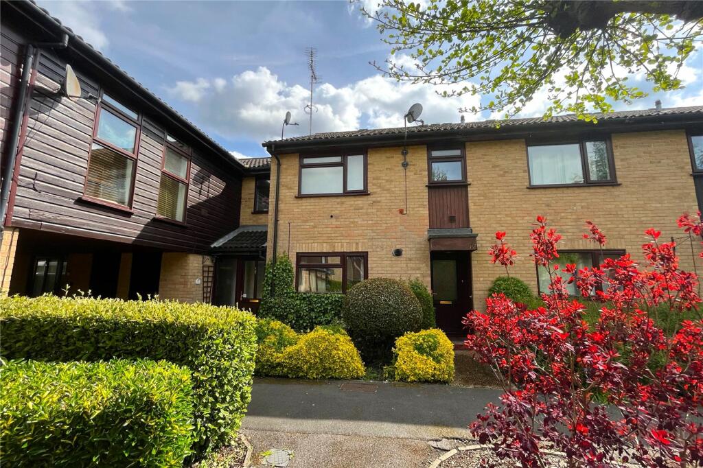 1 bedroom terraced house for sale in Avondale, Ash Vale, Surrey, GU12