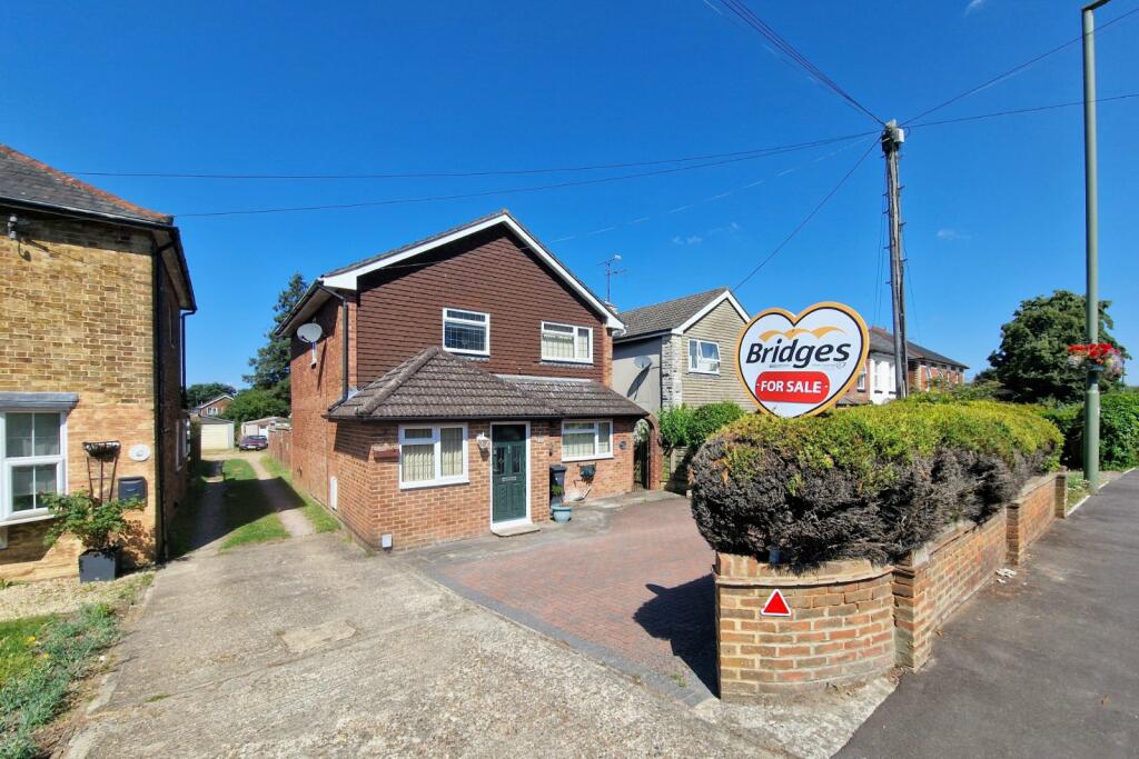 Main image of property: Vale Road, Ash Vale, Surrey, GU12