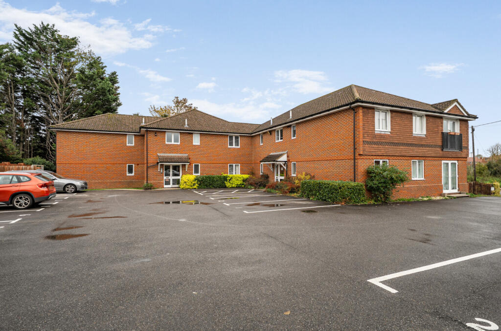 Main image of property: Guildford Road, Ash, Surrey, GU12