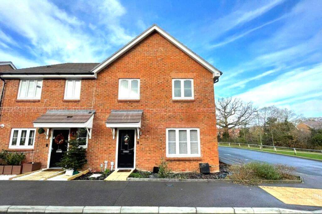 Main image of property: Hop Garden Way, Ash, Surrey, GU12