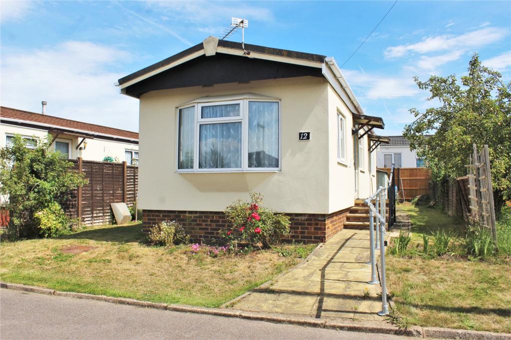 1 bedroom mobile home for sale in The Willows Park, Guildford Road