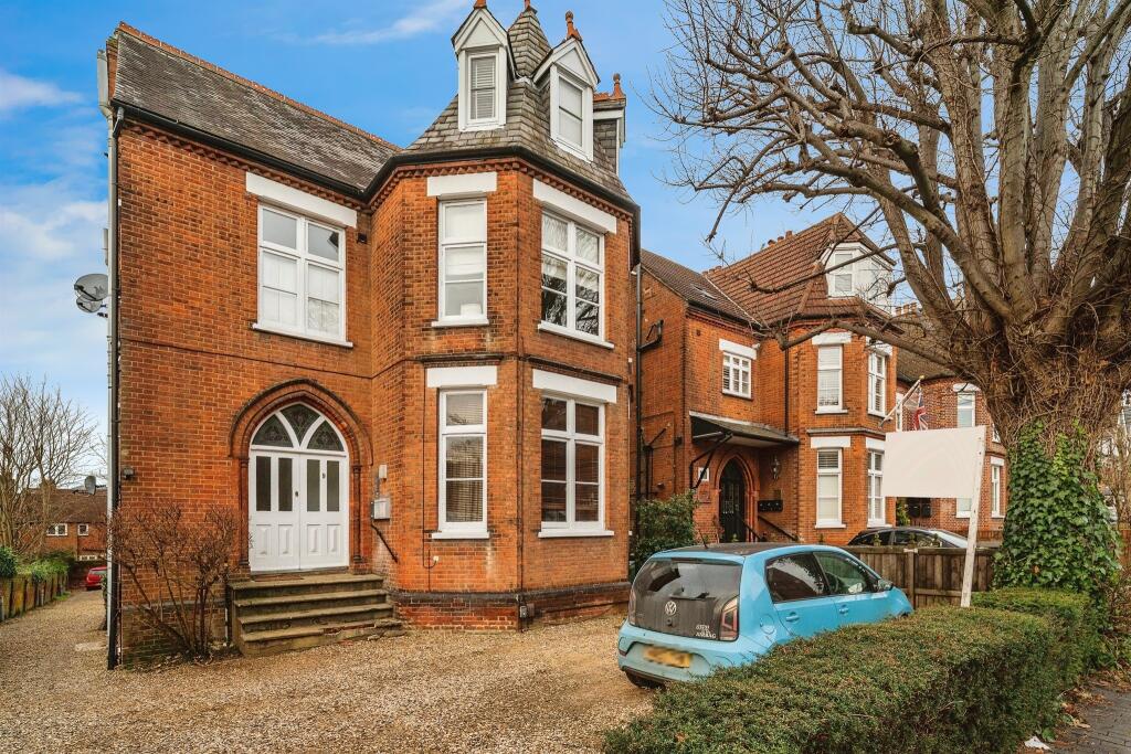 Main image of property: Beaconsfield Road, St. Albans