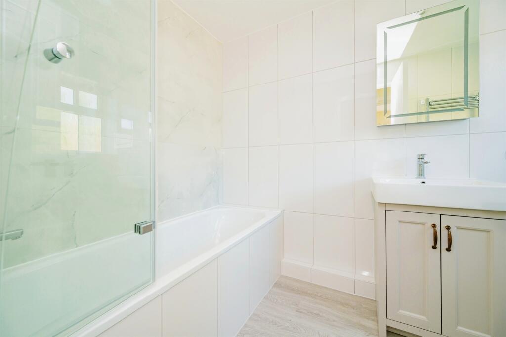 Additional property image - Hawfield Gardens, Park Street, St. Albans