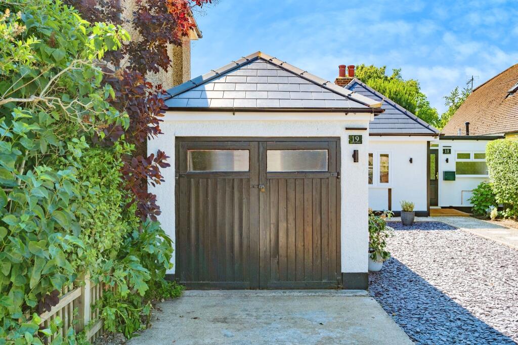 Additional property image - Hawfield Gardens, Park Street, St. Albans