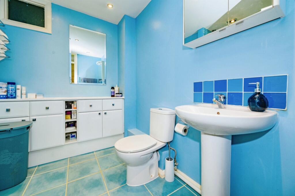 Additional property image - Old Orchard, Park Street, St. Albans