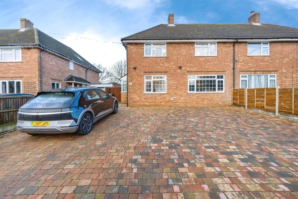 Additional property image - Abbey Avenue, St Albans