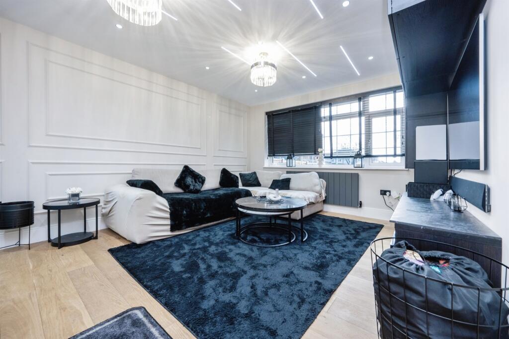 Additional property image - Abbey Avenue, St Albans