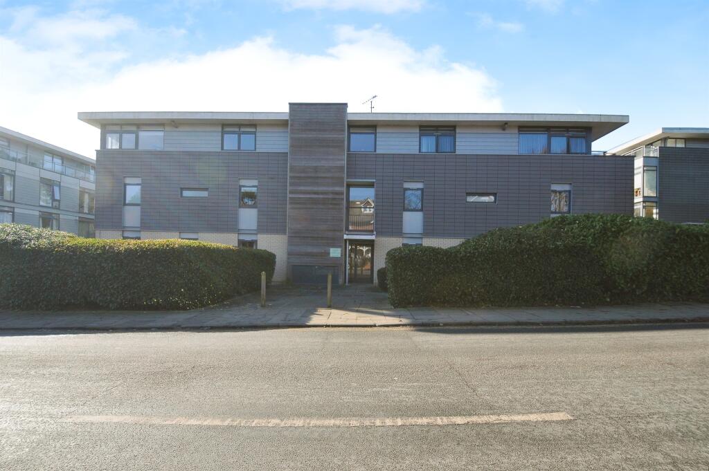 Main image of property: Newsom Place, St. Albans
