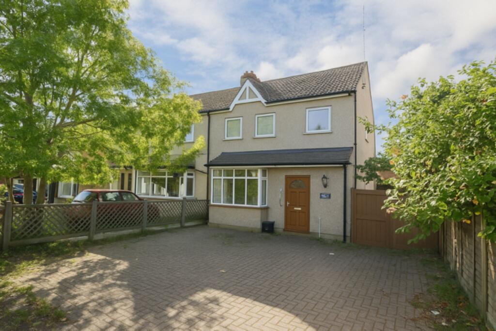 Main image of property: Hatfield Road, St. Albans