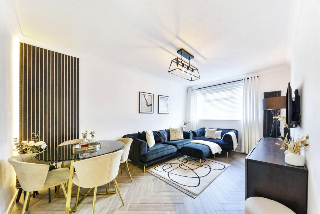 Main image of property: The Beeches, Park Street, St. Albans