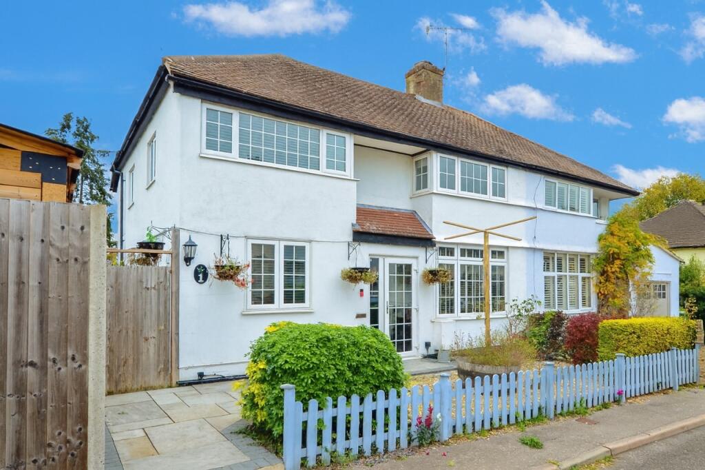 Main image of property: Fairway Close, Park Street, St. Albans