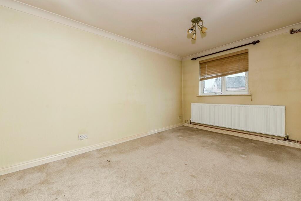 Additional property image - Grove Place, North Mymms, Hatfield
