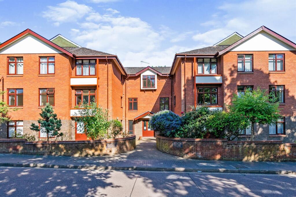 1 bedroom flat for sale in Beaconsfield Road, St. Albans, AL1