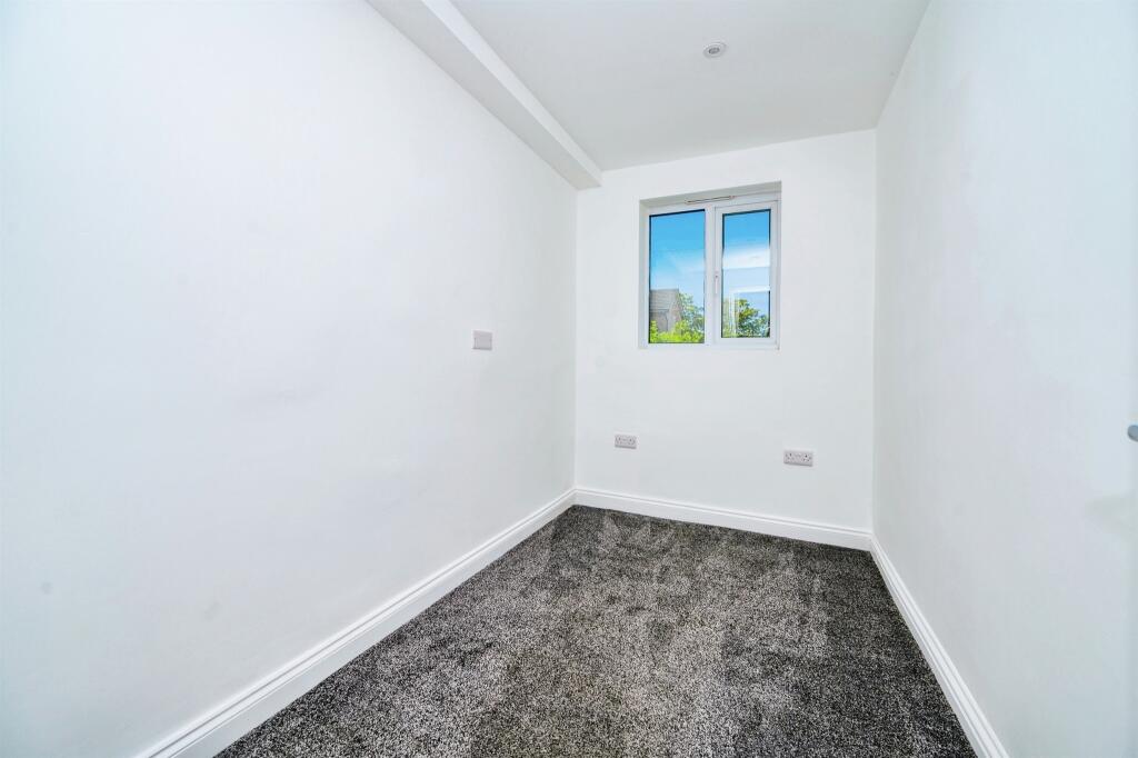 Additional property image - Kennedy Close, London Colney, St. Albans